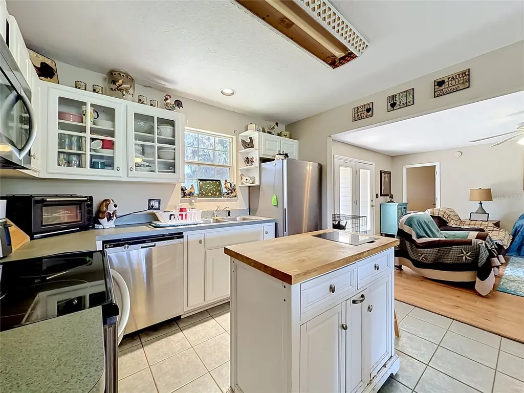 20540 SW 5th Place Dunnellon FL 34431
