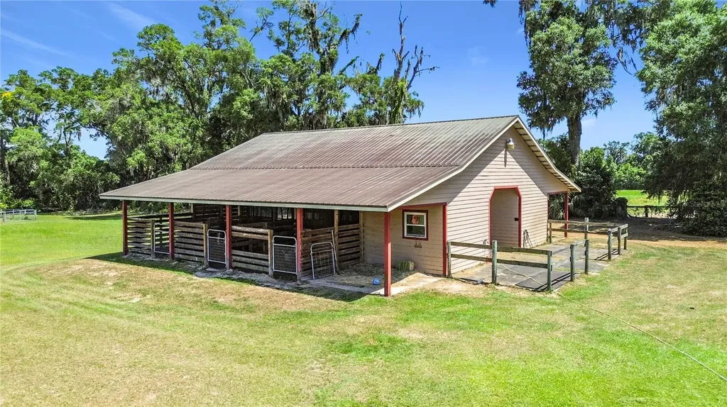 20540 SW 5th Place Dunnellon FL 34431