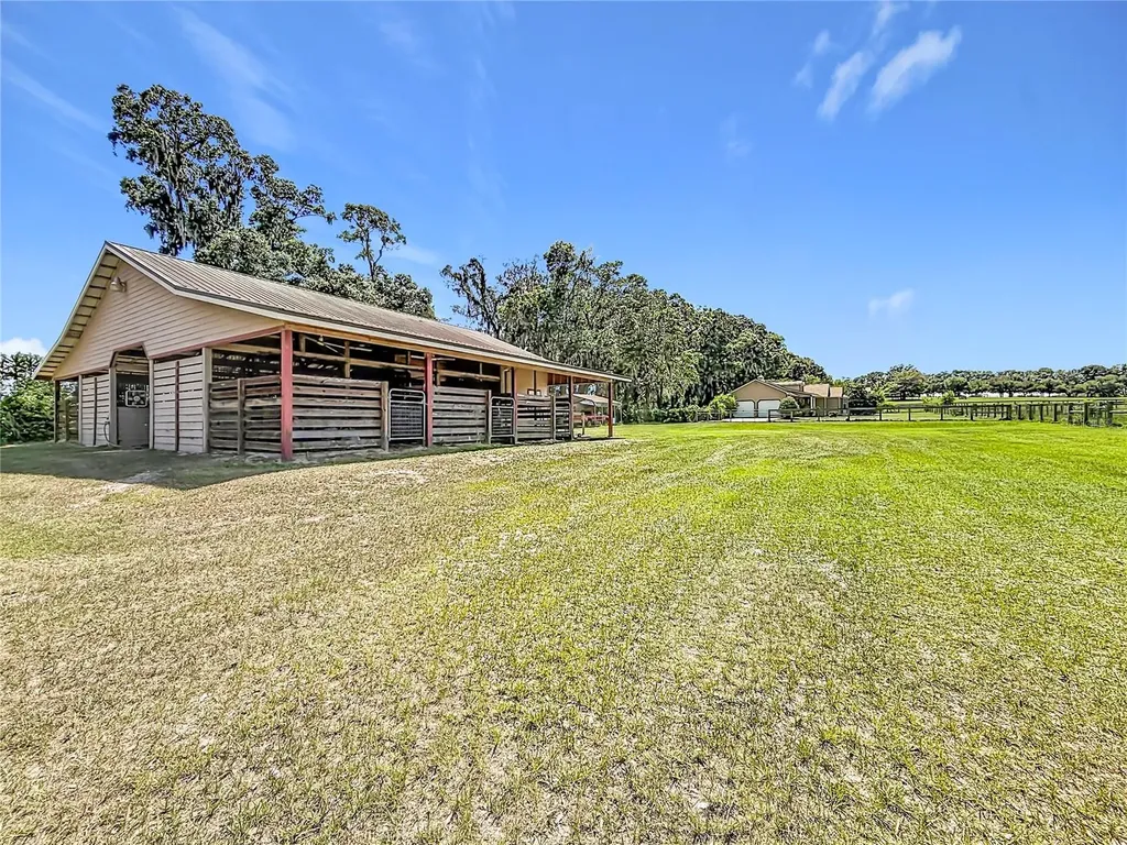 20540 SW 5th Place Dunnellon FL 34431