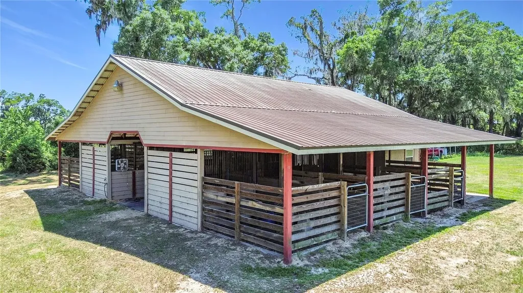 20540 SW 5th Place Dunnellon FL 34431