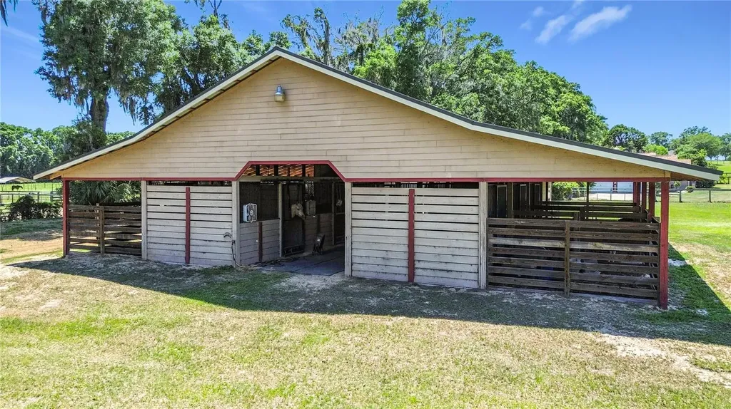 20540 SW 5th Place Dunnellon FL 34431