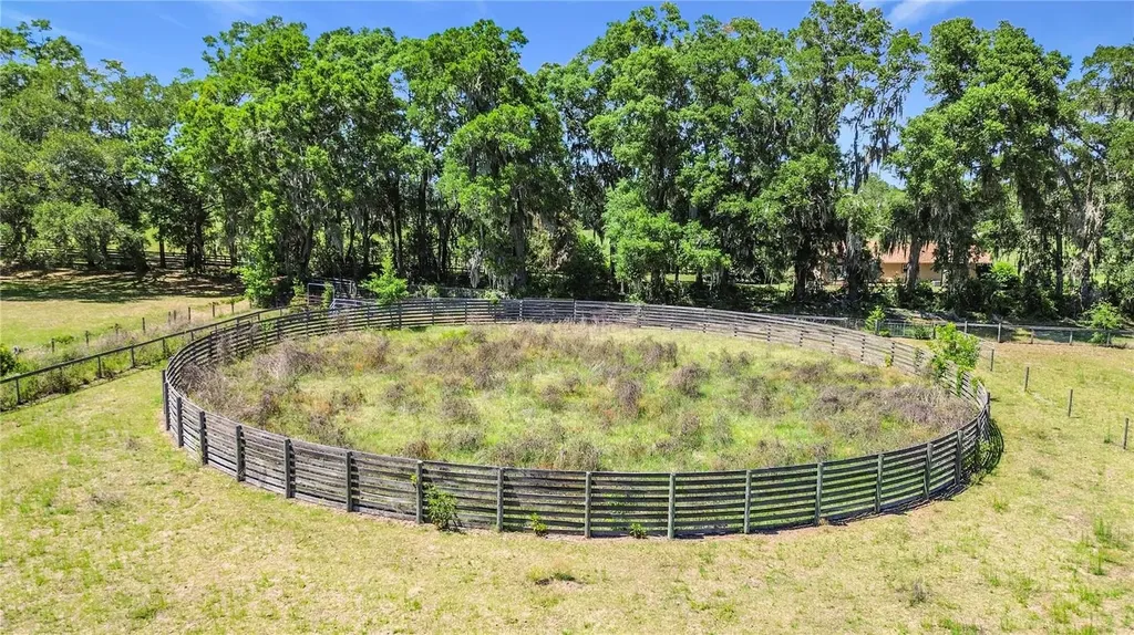 20540 SW 5th Place Dunnellon FL 34431