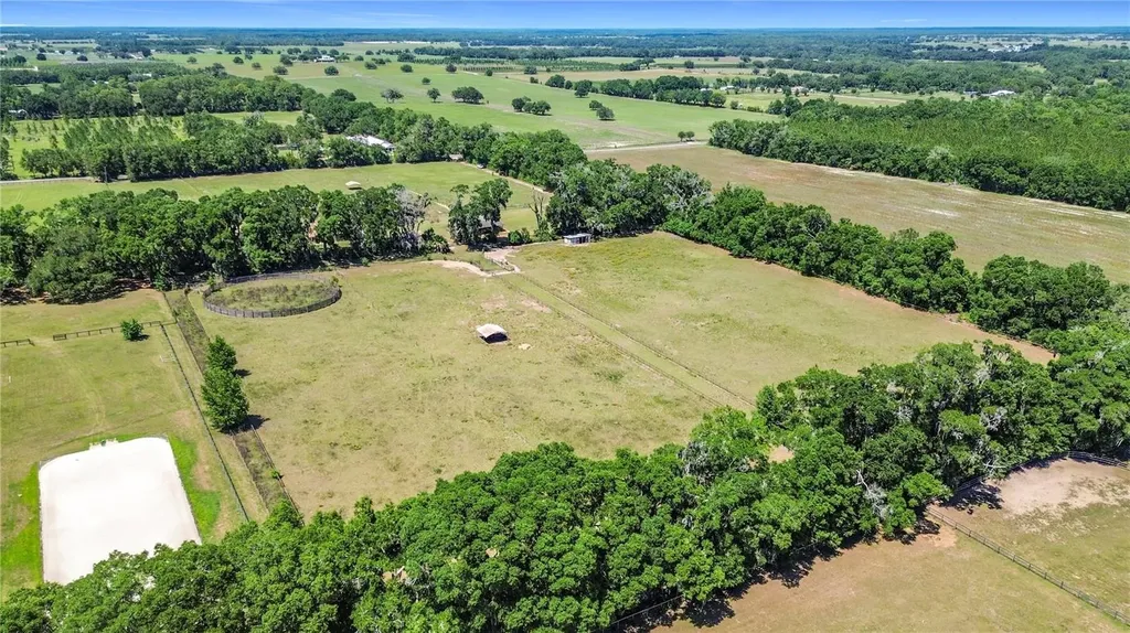 20540 SW 5th Place Dunnellon FL 34431