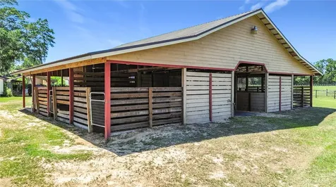 20540 SW 5th Place Dunnellon FL 34431