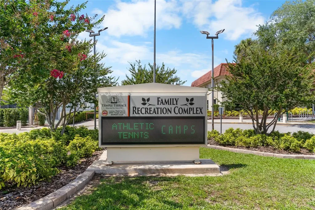 315 S Glen Arven Avenue Tampa FL 33617
