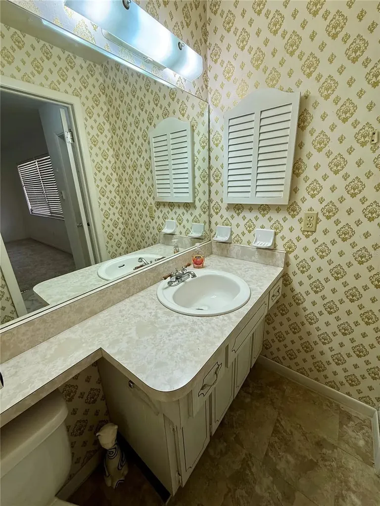 6775 Armand Place N Pinellas Park FL 33781