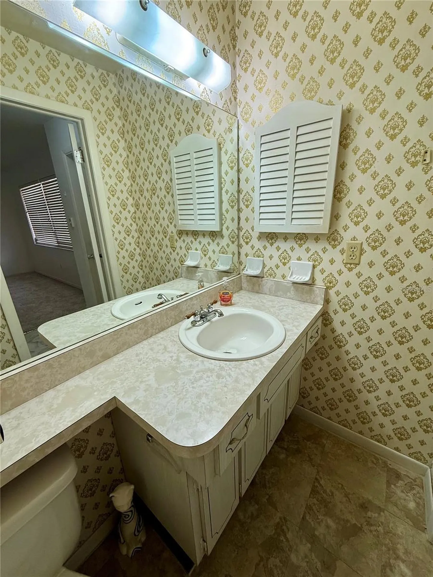 6775 Armand Place N Pinellas Park FL 33781