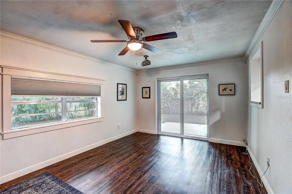 10914 N 22nd Street Tampa FL 33612