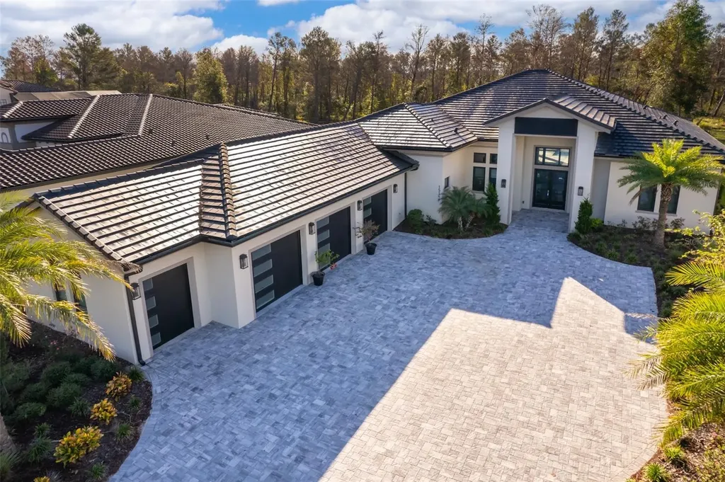 15144 Pendio Drive Bella Collina FL 34756