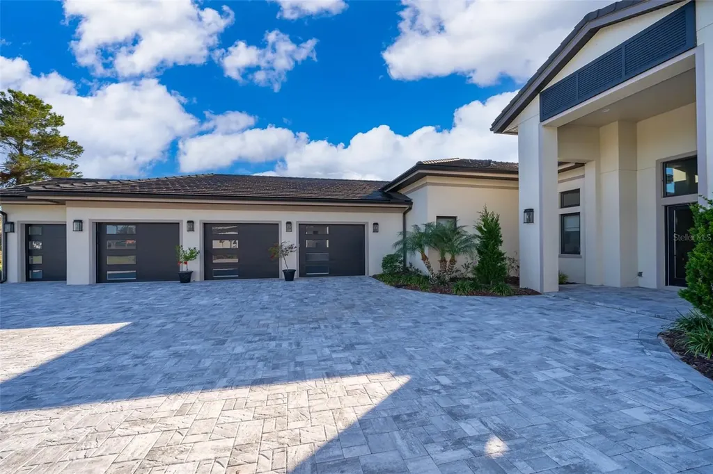 15144 Pendio Drive Bella Collina FL 34756