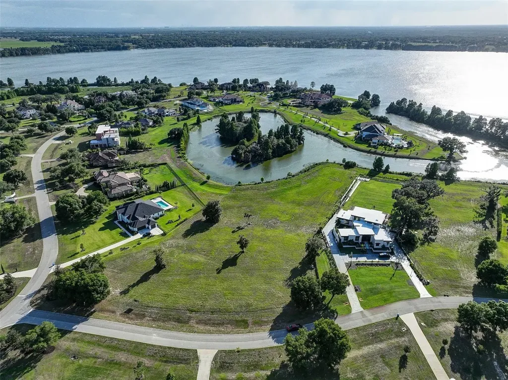 10702 Osprey Landing Way Thonotosassa FL 33592