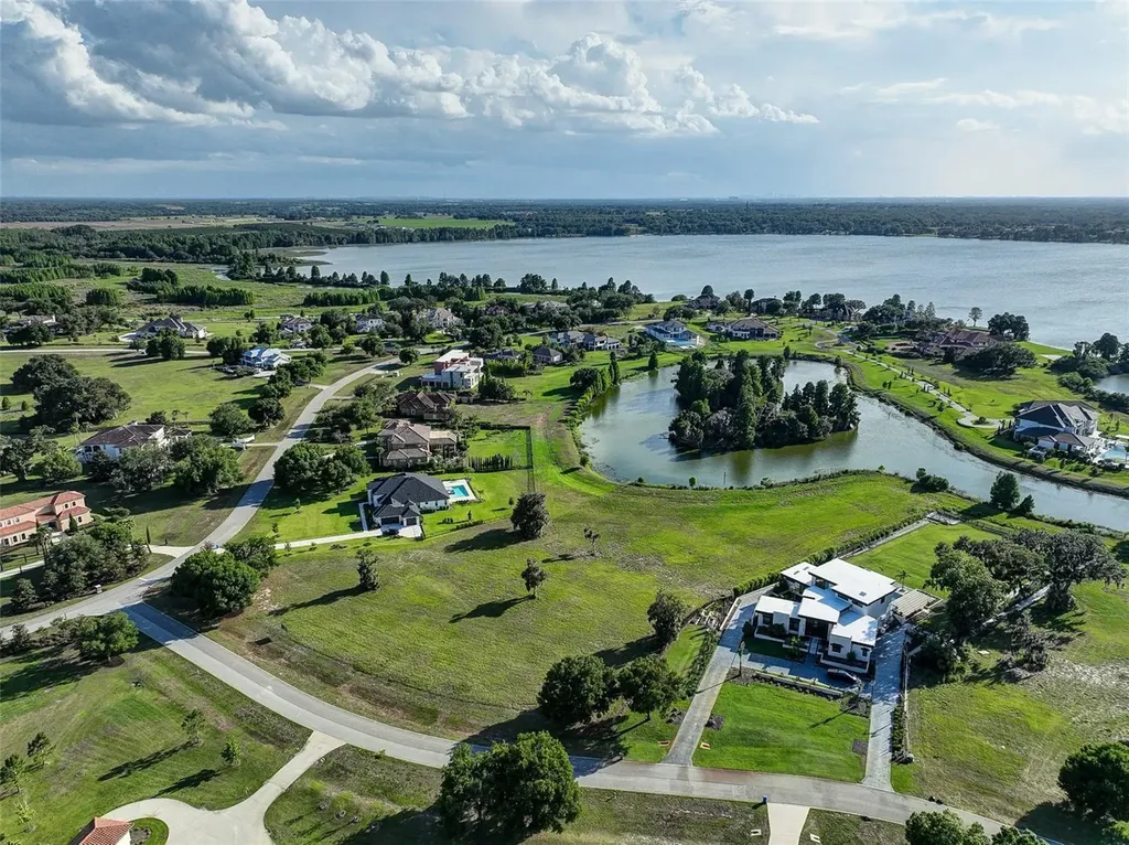 10702 Osprey Landing Way Thonotosassa FL 33592