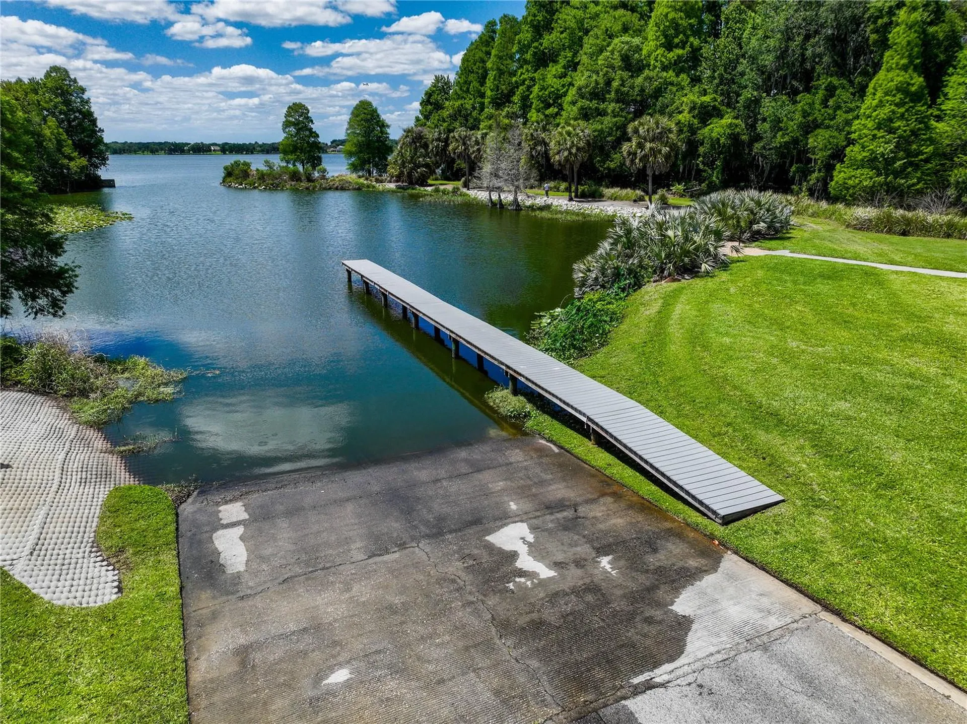 10702 Osprey Landing Way Thonotosassa FL 33592