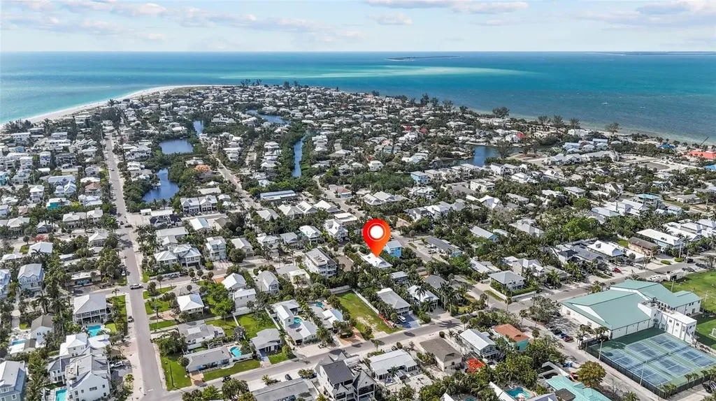 315 Spring Avenue Anna Maria FL 34216