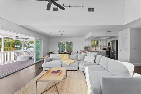 315 Spring Avenue Anna Maria FL 34216