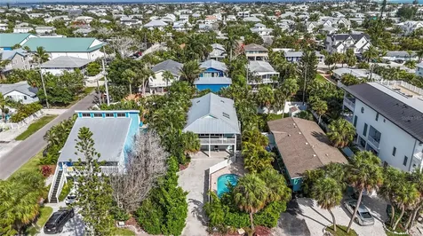 315 Spring Avenue Anna Maria FL 34216