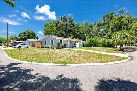 122 Wertz Drive Largo FL 33771