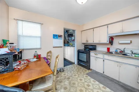 122 Wertz Drive Largo FL 33771