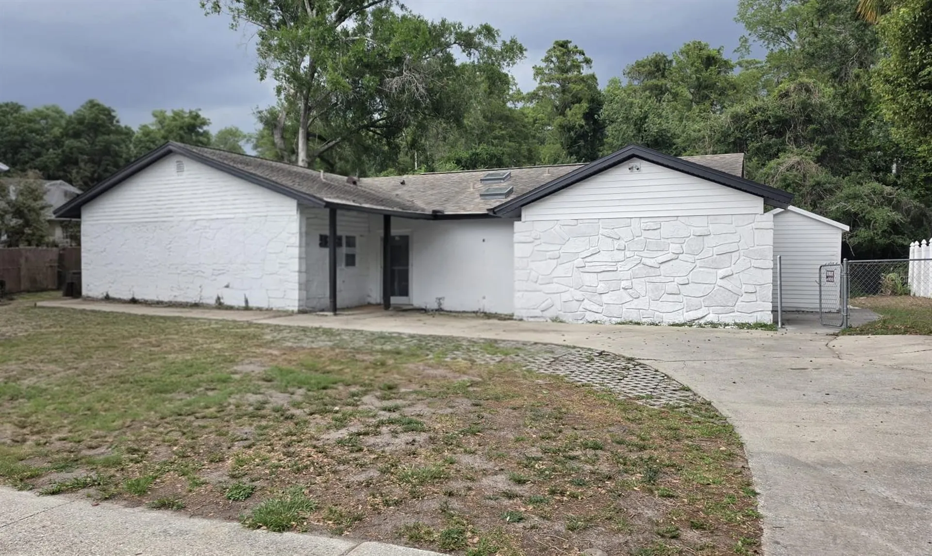 3129 W Paris Street Tampa FL 33614