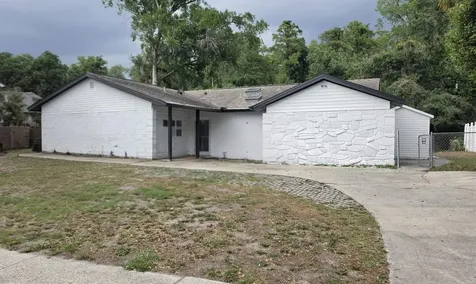 3129 W Paris Street Tampa FL 33614