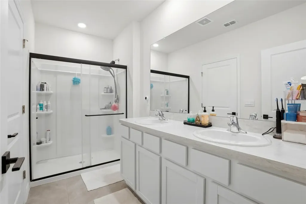 5674 Chorleywood Lane Wesley Chapel FL 33545