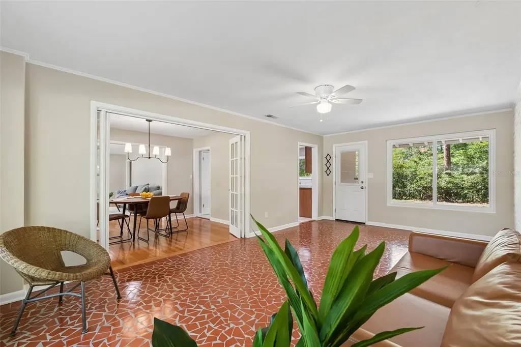 3706 SW 2nd Place Gainesville FL 32607