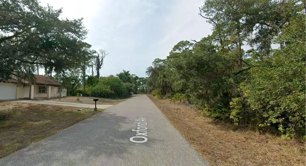 18334 Oxford Avenue Port Charlotte FL 33948