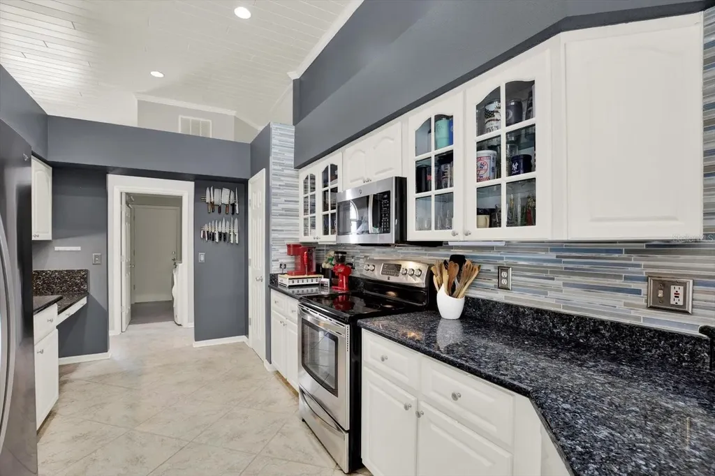 9042 Breland Drive Tampa FL 33626