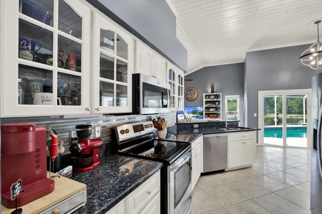 9042 Breland Drive Tampa FL 33626