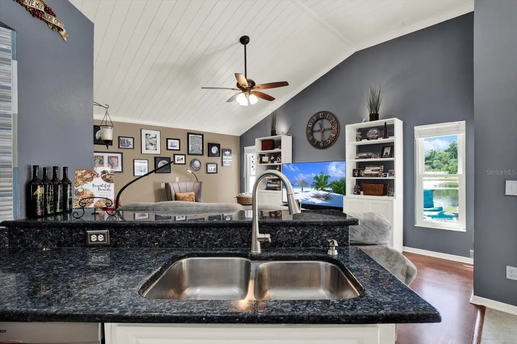 9042 Breland Drive Tampa FL 33626