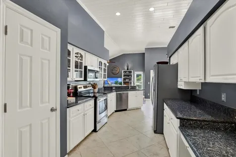 9042 Breland Drive Tampa FL 33626