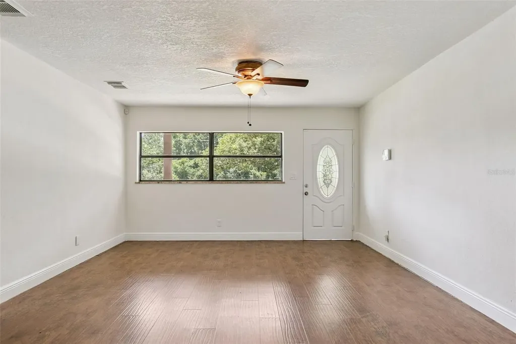 163 Lake Harriet Drive Altamonte Springs FL 32714