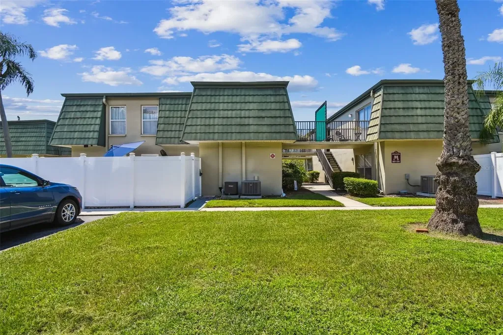 1799 N Highland Avenue Clearwater FL 33755