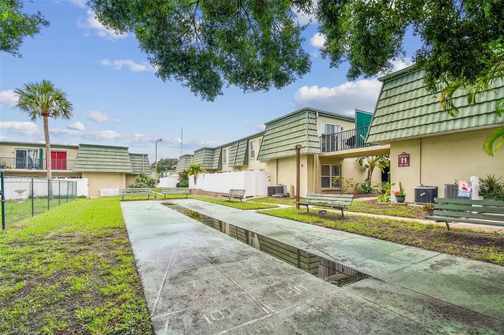 1799 N Highland Avenue Clearwater FL 33755