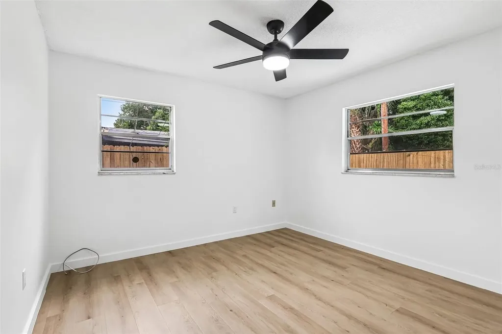 2713 Yucca Street Orlando FL 32807