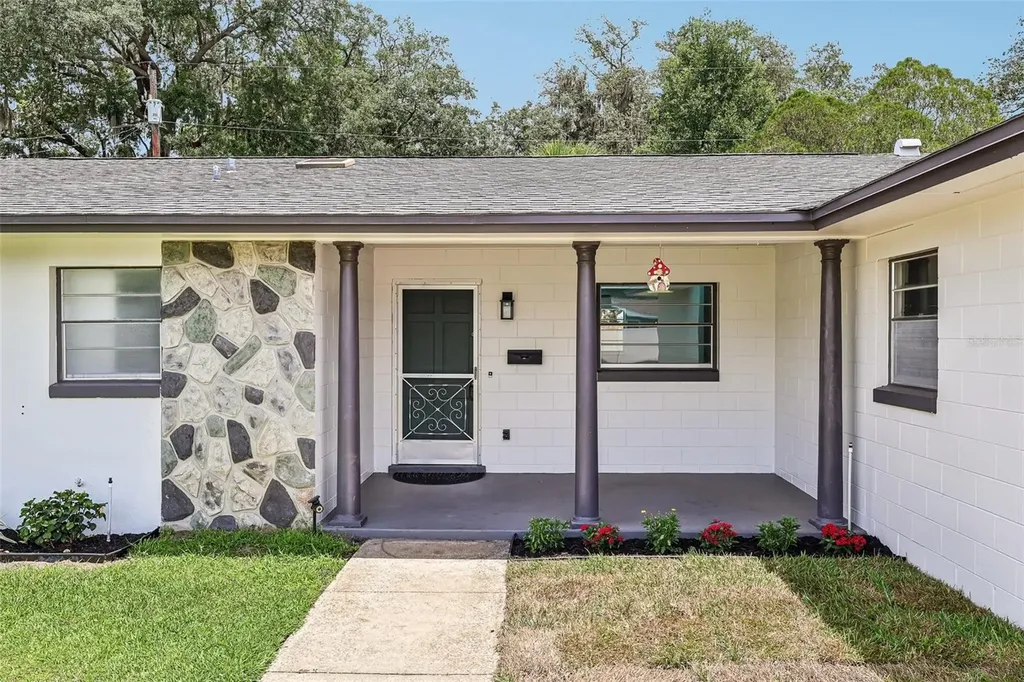 2713 Yucca Street Orlando FL 32807