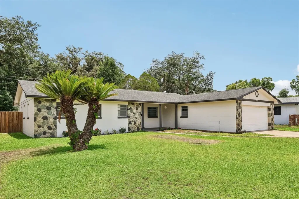 2713 Yucca Street Orlando FL 32807