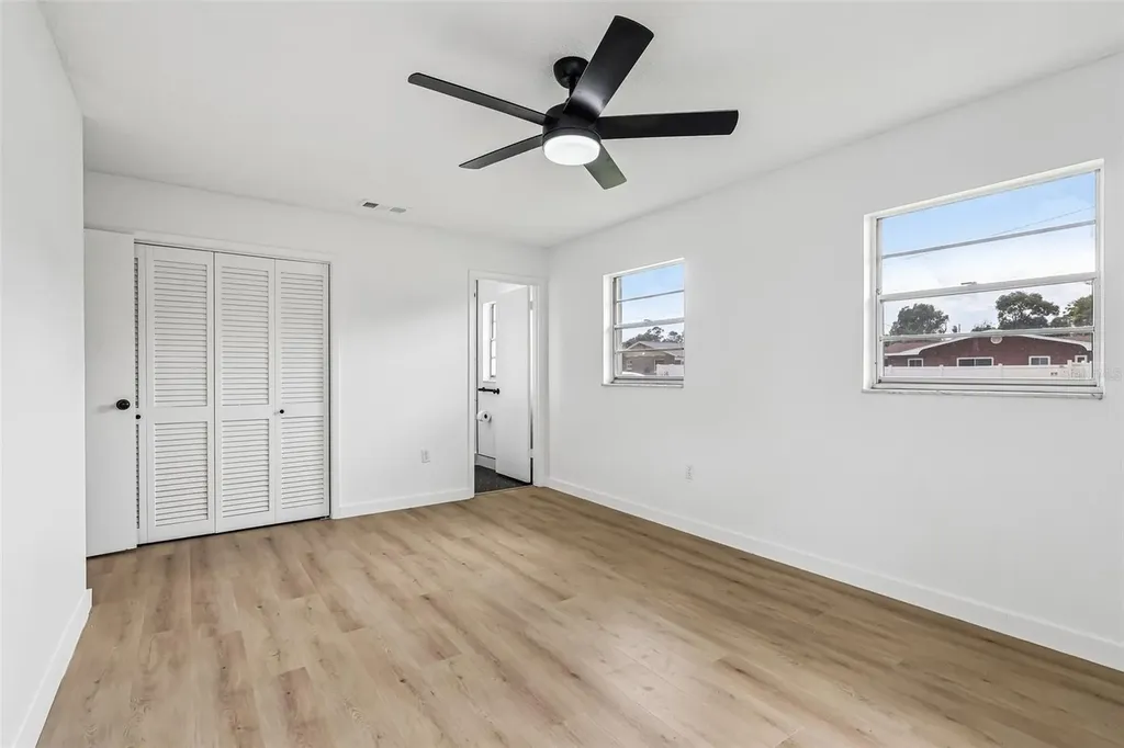 2713 Yucca Street Orlando FL 32807