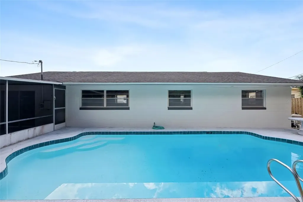 2713 Yucca Street Orlando FL 32807