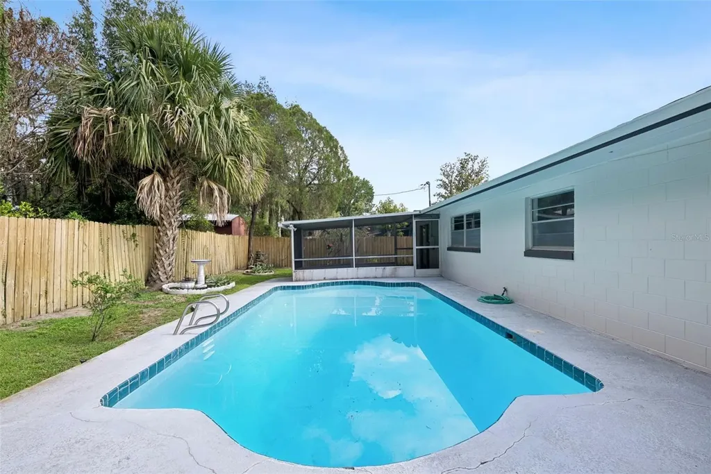 2713 Yucca Street Orlando FL 32807