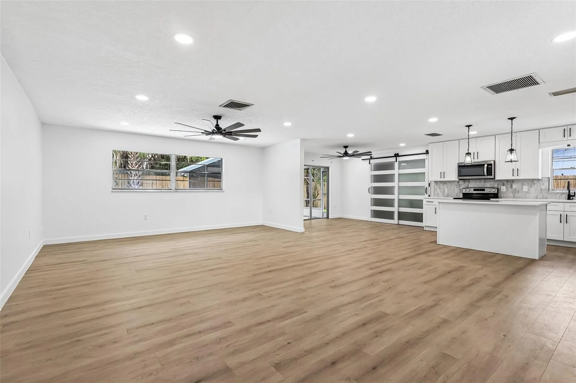 2713 Yucca Street Orlando FL 32807