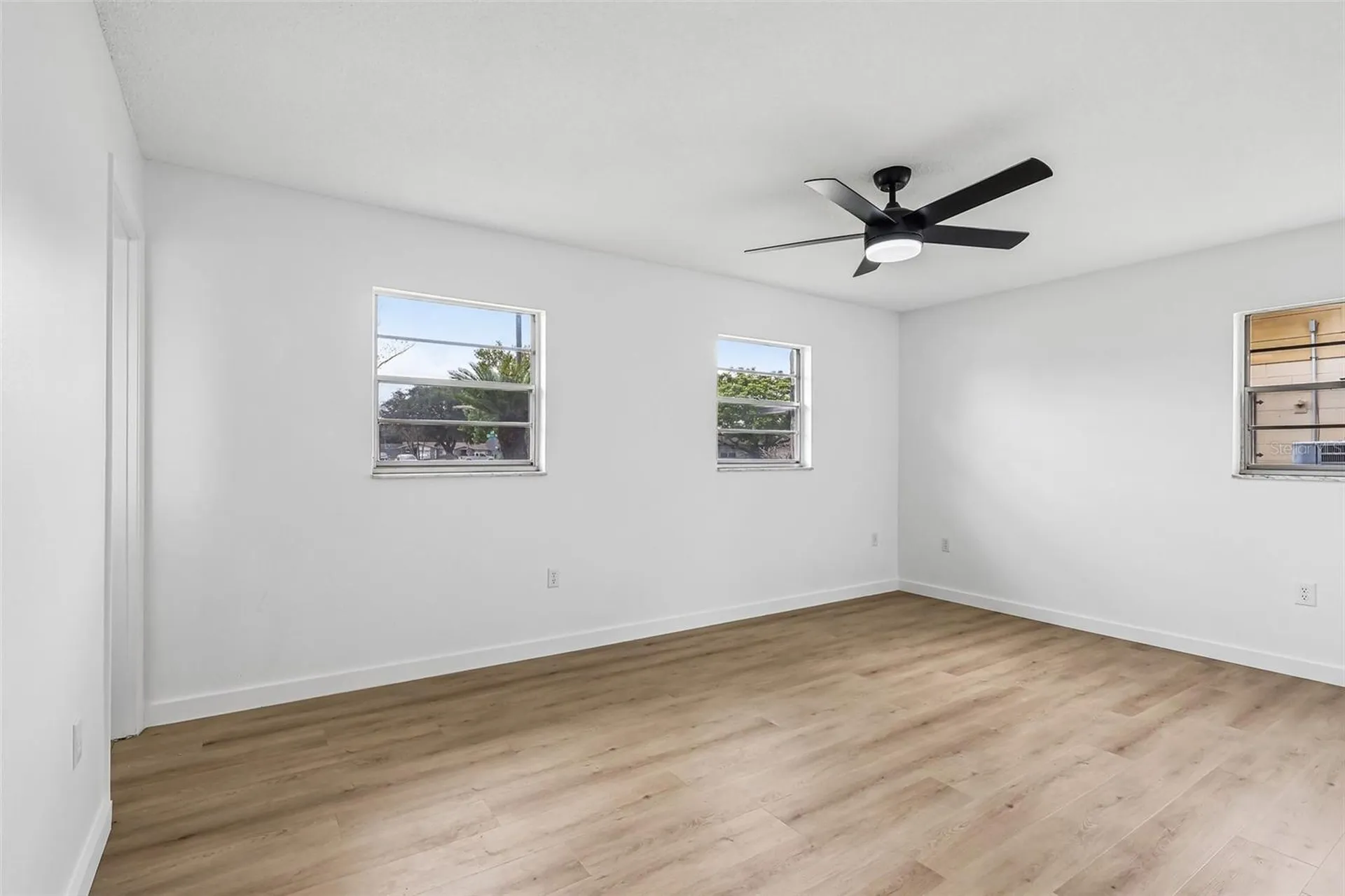 2713 Yucca Street Orlando FL 32807