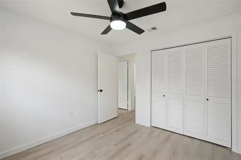 2713 Yucca Street Orlando FL 32807