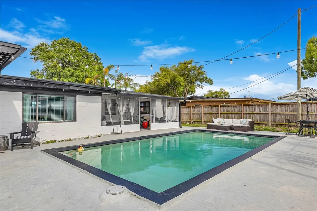 1632 Hollis Drive Orlando FL 32822