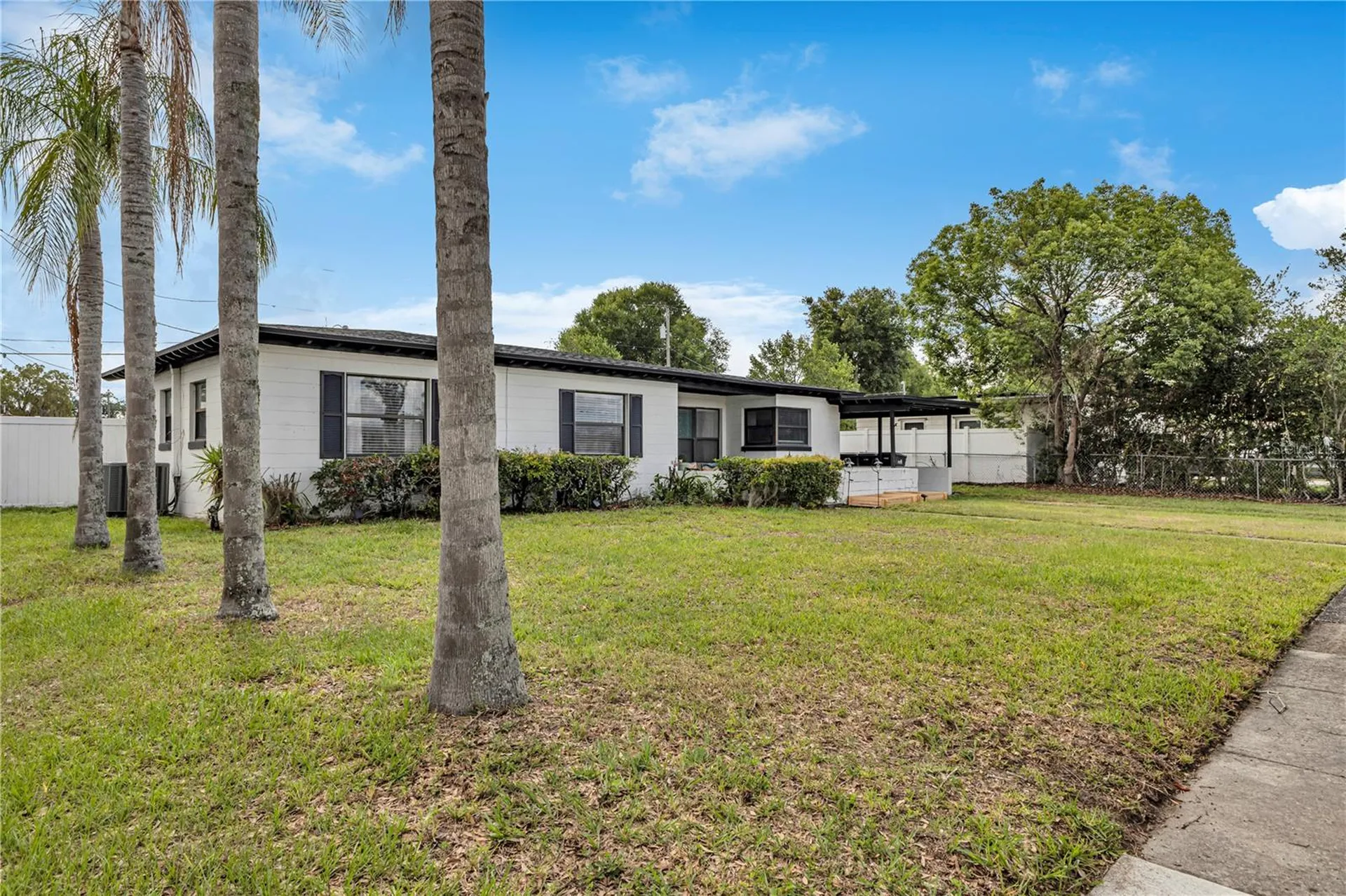 1632 Hollis Drive Orlando FL 32822
