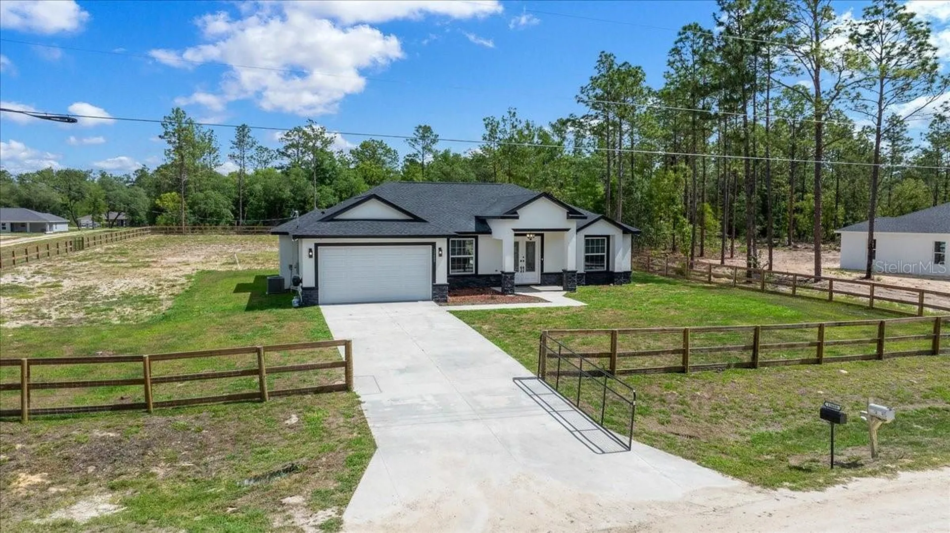12689 SW 81st Street Dunnellon FL 34432