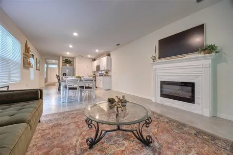372 Pelham Park Drive Deland FL 32720