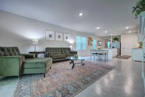 372 Pelham Park Drive Deland FL 32720