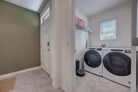372 Pelham Park Drive Deland FL 32720