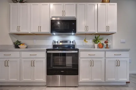 372 Pelham Park Drive Deland FL 32720